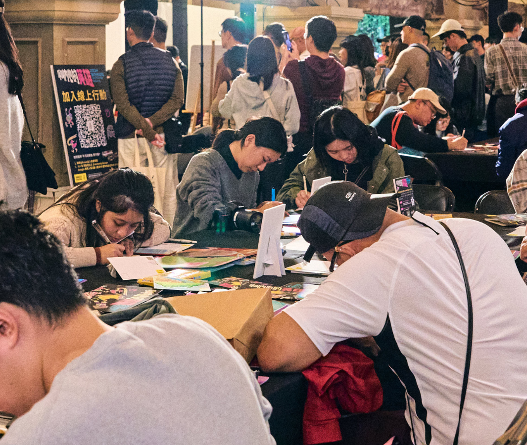 一起寫一封信,改變生命! 台灣分會每年舉辦的大型寫信活動現場,邀請每一個人為人權採取行動。