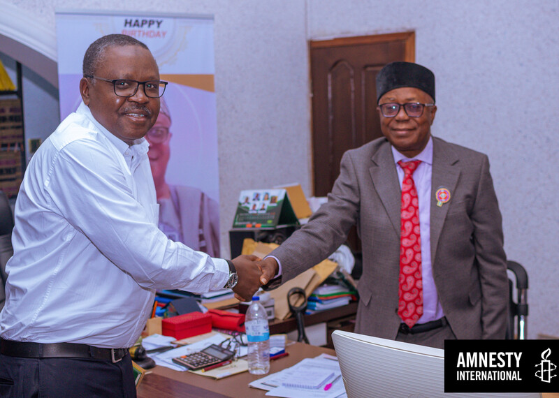 Amnesty International Nigeria’s Country Isa Sanusi meets with the Chief Judge of Ondo State, Hon. Justice Odusola, to call for the release of Adamu Oseni.