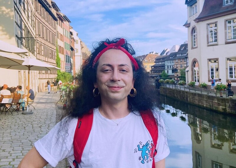 Defne Güzel, the chair of the 17 May Association and an LGBTI+ rights activist from Türkiye, was acquitted following criminal proceedings brought against her over content shared on the association’s website and social media accounts.
