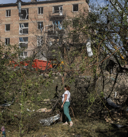 我不知道我們會怎麼樣。那時有些關於撤離和醫生離開的謠言。我無法進行超音波和所有測試。根本沒有任何產檢管道。這加劇了焦慮和緊張情緒。—卡特琳娜，國內流離失所者，在俄羅斯開始入侵時懷孕9週 